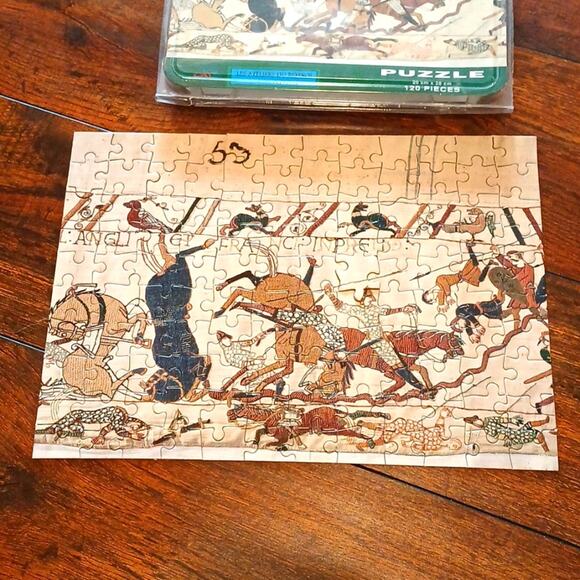 The Bayeux Tapestry Battle Of Hastings 120 Piece Puzzle - Picture 1 of 4